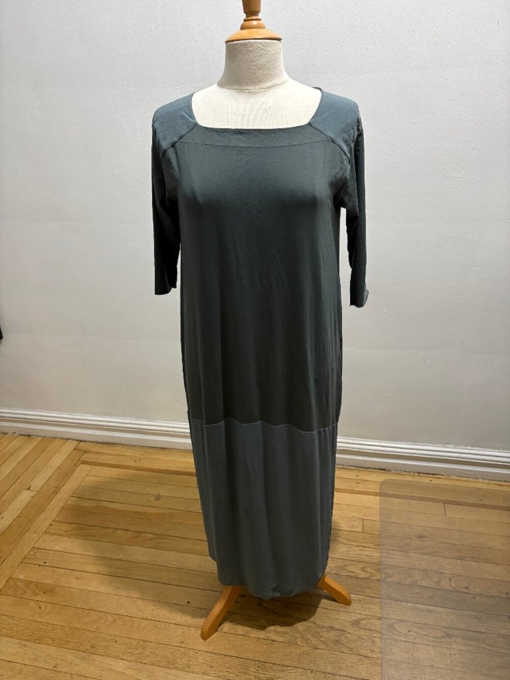 Transit Par Such 3/4 sleeve square neck midi shift dress in petrol blue